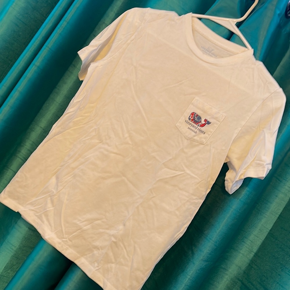 Vineyard Vines Savannah youth tee